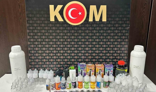 Kastamonu&#039;da elektronik sigara operasyonu: 3 gözaltı