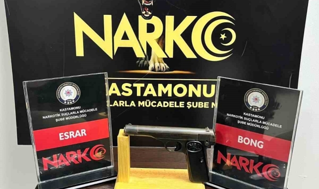 Kastamonu&#039;da uyuşturucu maddeyle yakalanan 4 kişi gözaltına alındı