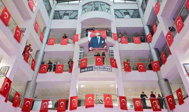 Kepez'de mesai müzikle başlıyor