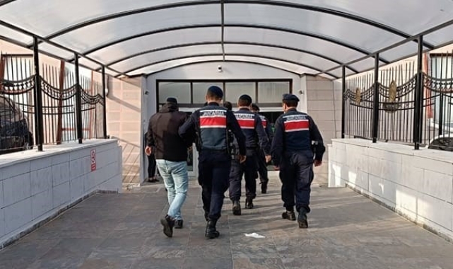 Kesinleşmiş hapis cezası bulunan 4 şahıs jandarma ekiplerince yakalandı