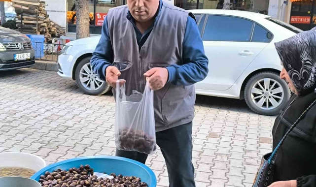 Kilosu 200 lirayı bulan kestane yine kış mevsiminin vazgeçilmezleri arasında