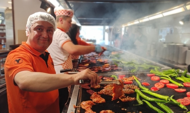 Köfteci Yusuf'un kartellerle ve aracılarla savaşı sürüyor