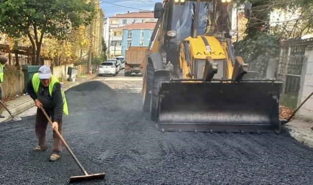 Körfez'de yollara bakım ve onarım çalışması yapılıyor