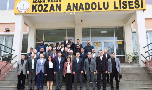 Kozan Lisesi mezunları bir araya geldi