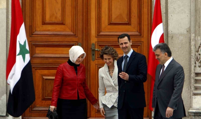 Kremlin Esad'ın eşi Esma Esad'ın boşanmak istediği iddialarını yalanladı