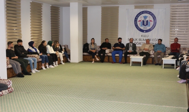 Kulu'da üniversite öğrencilerine 'Kariyer Buluşması' düzenlendi