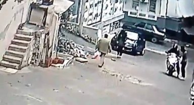 Kuşadası'nda kar maskeli soyguncular güpegündüz ev soymaya kalktı