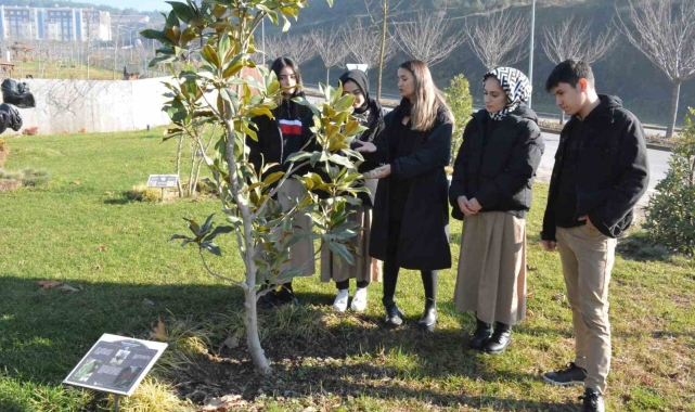 Lise öğrencileri Ziraat Fakültesi ve Botanik bahçesini inceledi