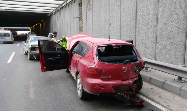 Malatya'da altgeçitte zincirleme kaza: 2 yaralı