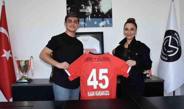Manisa FK'yı Ankara'da tek başına destekledi