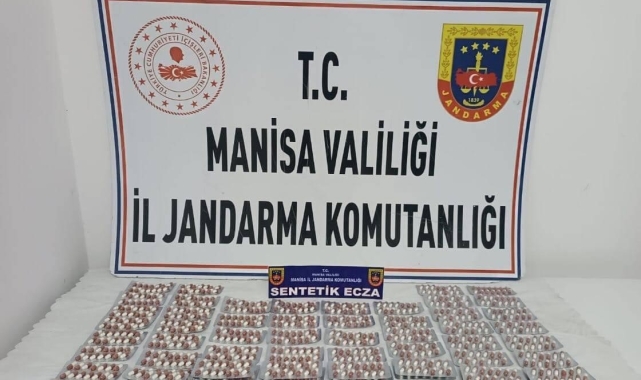 Manisa'da jandarma ekipleri uyuşturucuya geçit vermiyor