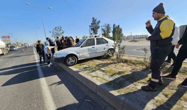 Mardin'de otomobil ile tır çarpıştı: 1 yaralı
