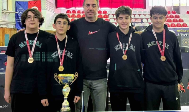 Menteşe Anadolu Lisesi Masa Tenisi takımı il şampiyonu