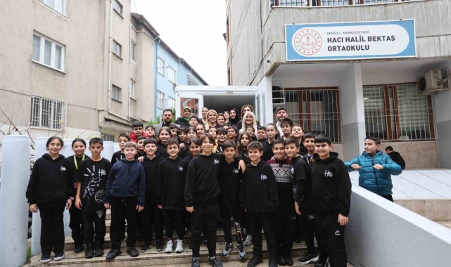 Merkezefendi Belediyesi okullara steril içme suyu üniteleri yerleştiriyor