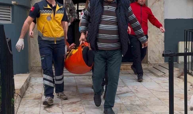 Mersin'de 2 gündür haber alınamayan yaşlı adam evinde yerde yatarken bulundu