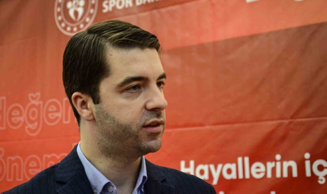 Mersin'de 'Gençlik Politika Belgesi Vizyon Çalıştayı' başladı