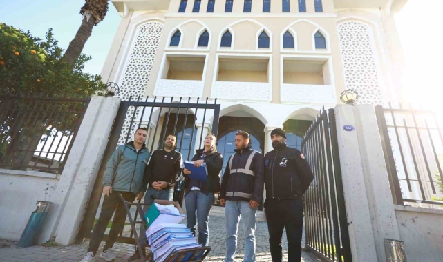 Meryem Ana Evi otoparkı için toplanan imzalar teslim edildi