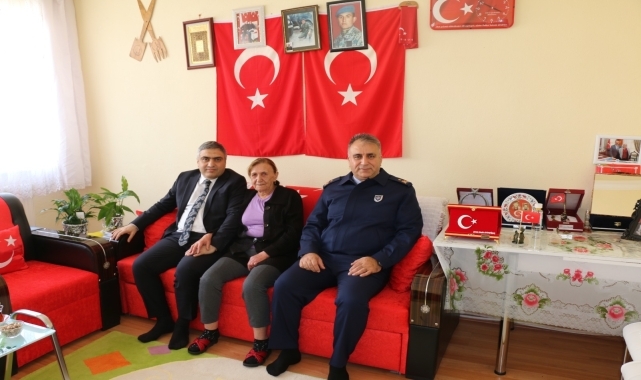 Merzifon Kaymakamı Karaaslan&#039;dan şehit ailesi ve gaziye ziyaret