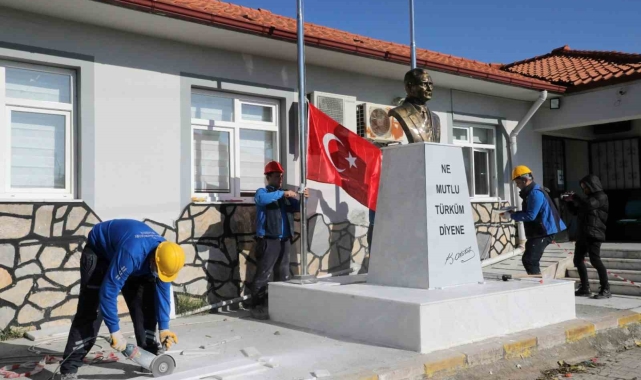 Muğla Büyükşehir il genelinde 248 Atatürk büstü yaptı