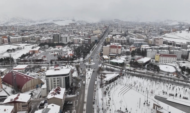 Muş'un mest eden kış manzaraları havadan görüntülendi