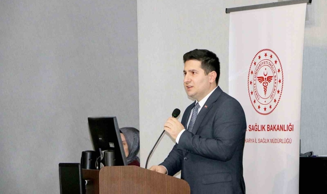 Normal doğumun önemine dikkat çektiler