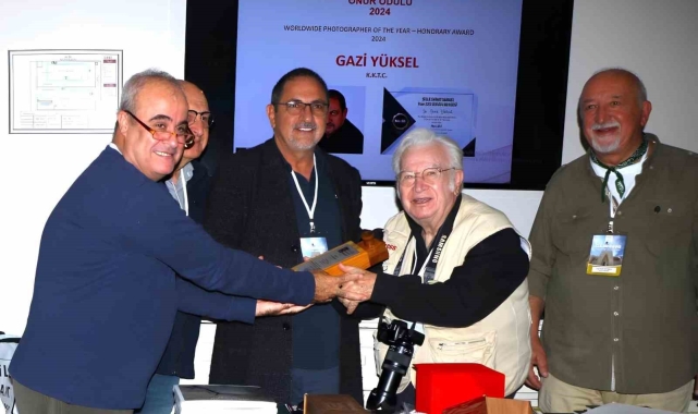 Öğretim Görevlisi Gazi Yüksel, 'Dünyada Yılın Fotoğrafçısı Onur Ödülü'nün sahibi oldu