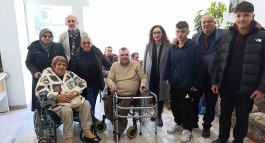 Okuldan sakatlar derneğine wolker