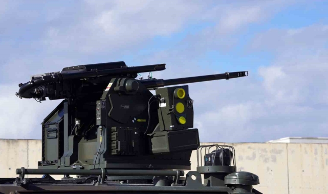 Orta kalibre top Türkiye&#039;de göreve hazır