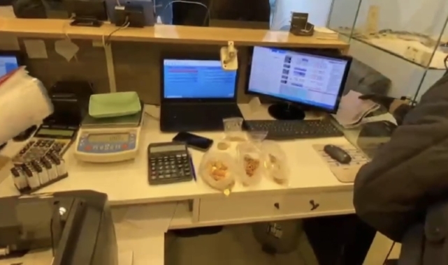 Osmaniye'de 1 milyon 600 bin TL değerinde izinsiz basılan altın ele geçirildi
