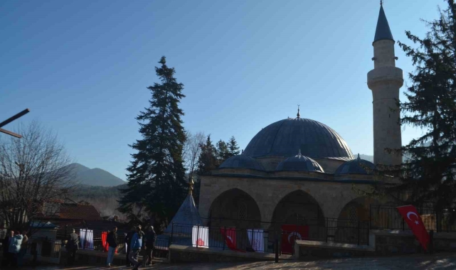 Osmanlı'nın 508 yıllık camisi, 2 yıl süren restorasyondan sonra yeniden ibadete açıldı