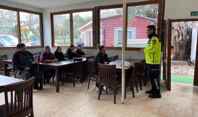 Özel bakım merkezi personellerine trafik eğitimi