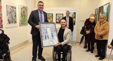Özel ressamlardan anlamlı sergi