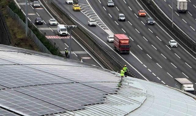 RAMS Park'taki güneş enerji panellerinin bakım çalışmaları görüntülendi