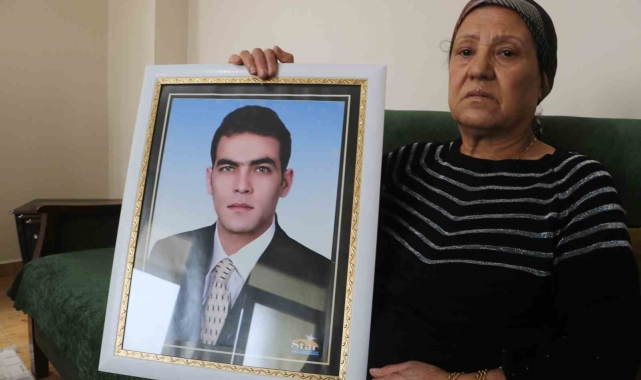Reyhanlı saldırısında evladı vefat eden anne: "Biz evlat acısı gördüysek, inşallah Esad da görür"