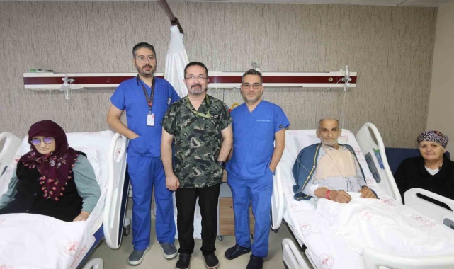 Rize'de abi kardeşin kalp kapakçıkları aynı anda değiştirildi