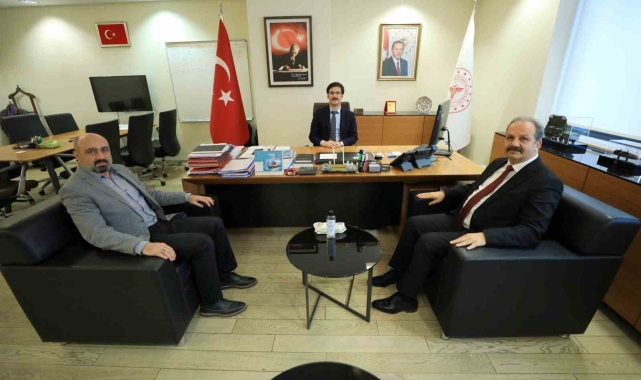 Sağlık-Sen, 'Aile Hekimliği Ödeme Yönetmeliği'yle ilgili Sağlık Bakanlığı ile görüştü