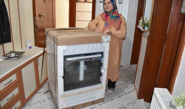 Şahinbey Belediyesi'nden hediye yağmuru