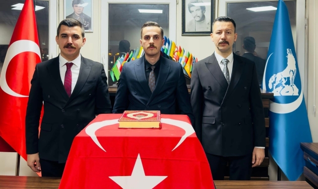 Salihli Ülkü Ocakları'nda yeni Başkan Alper Altınkaya oldu