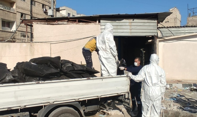 Şam'da İran ve Hizbullah tarafından kullanılan karargahta 20'den fazla ceset bulundu