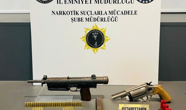 Samsun'da polis makineli tabanca ele geçirdi