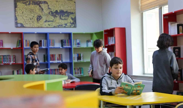 Selçuklu Belediyesi okul kütüphaneleri ile bu yıl da eğitimin en büyük destekçisi