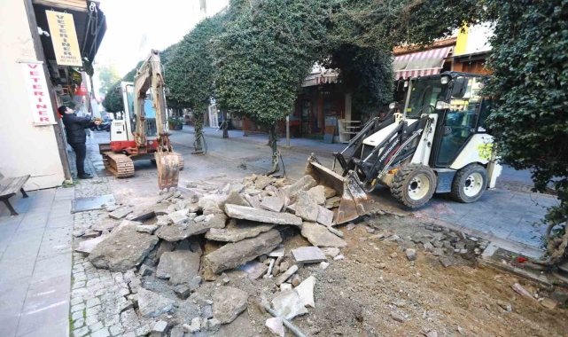 Selçuk'ta doğal gaz ve altyapı çalışmaları başladı