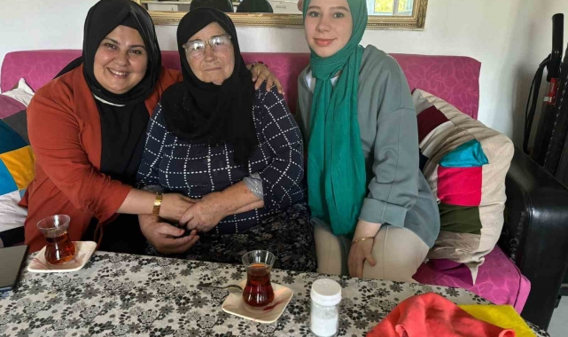 Serdivan Belediyesi'nden ilçedeki yaşlı vatandaşlara ziyaret