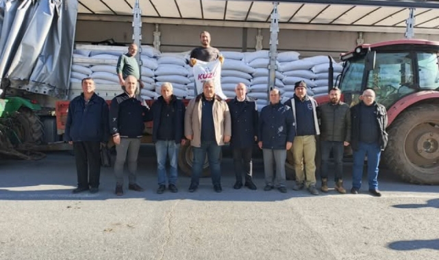 Silivri'de üreticilere 94 tonluk kuzu yemi dağıtıldı