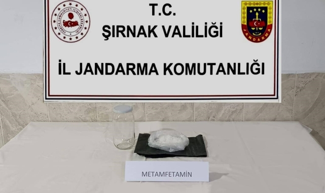 Şırnak'ta jandarma ekiplerinden asayiş ve kaçakçılık operasyonu