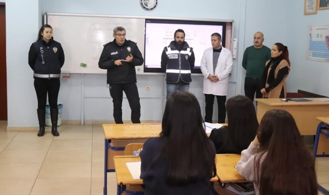 Sivas'ta polis ekiplerinden dolandırıcılık uyarısı