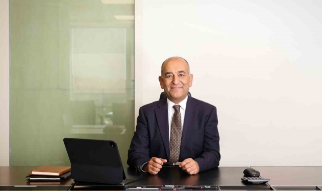 ŞOK Marketler yatırım stratejisiyle, TÜYİD Yatırımcı İlişkileri Zirvesi'nde ödül aldı