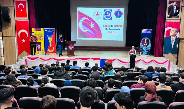Söke'de Jandarma, öğrencileri bilgilendirdi