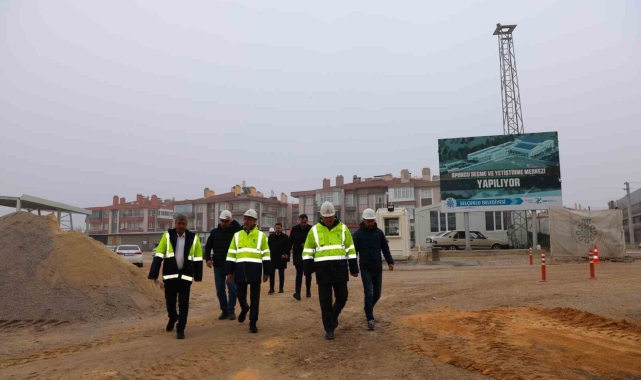 Sporcu Seçme ve Yetiştirme Merkezi'nin yapımı sürüyor