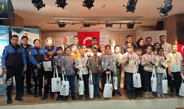 Sultanbeyli'de 'ÇOGEP Türkiye'nin Yıldızları' sertifika töreni düzenlendi